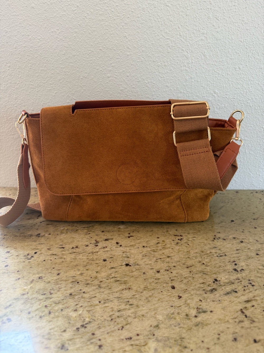 Women’s Purse in Cognac Brown